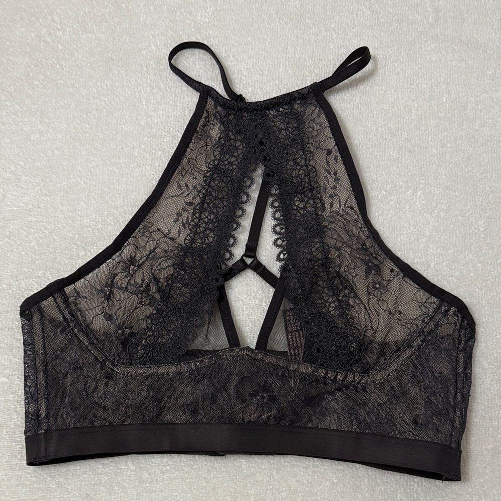 NWOT! Victoria's Secret Dark Gray Lace Halter Bralette. Size Small